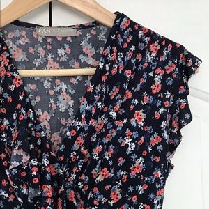 EUC French brand Navy Floral Jersey Dress Size S